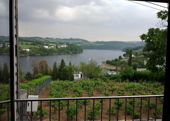 Casona Da Ponte بيت ضيافة